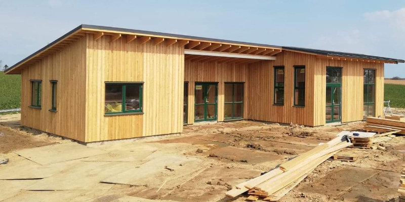 Takläggning pågår